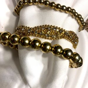 Set of 3 fashion gold-tone bracelets